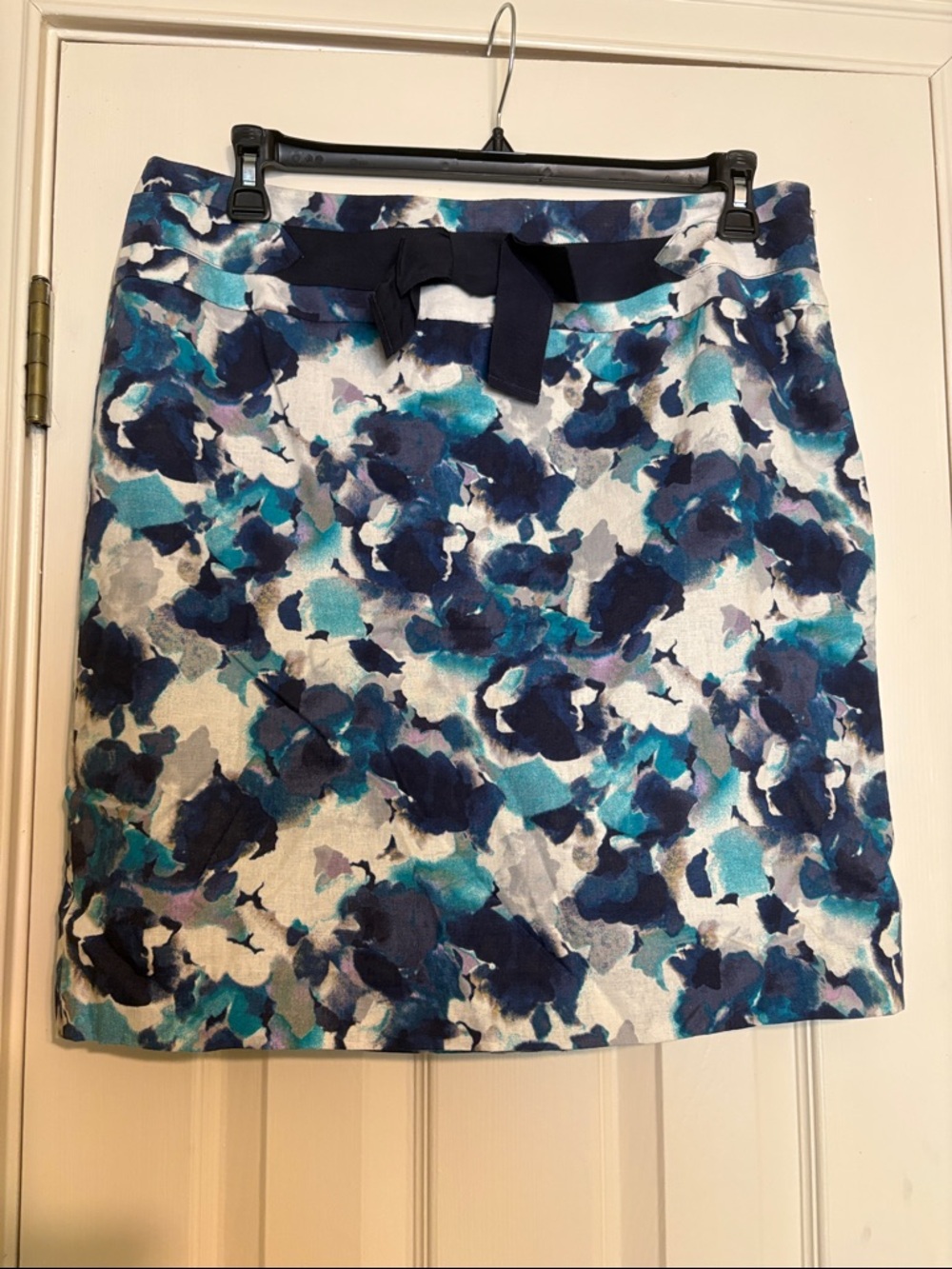 LOFT Blue Floral-Print Pencil Skirt with Navy Bow